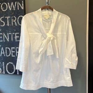 🇪🇸 Pure DKNY White Tie-Neck Tunic Blouse |
Size small